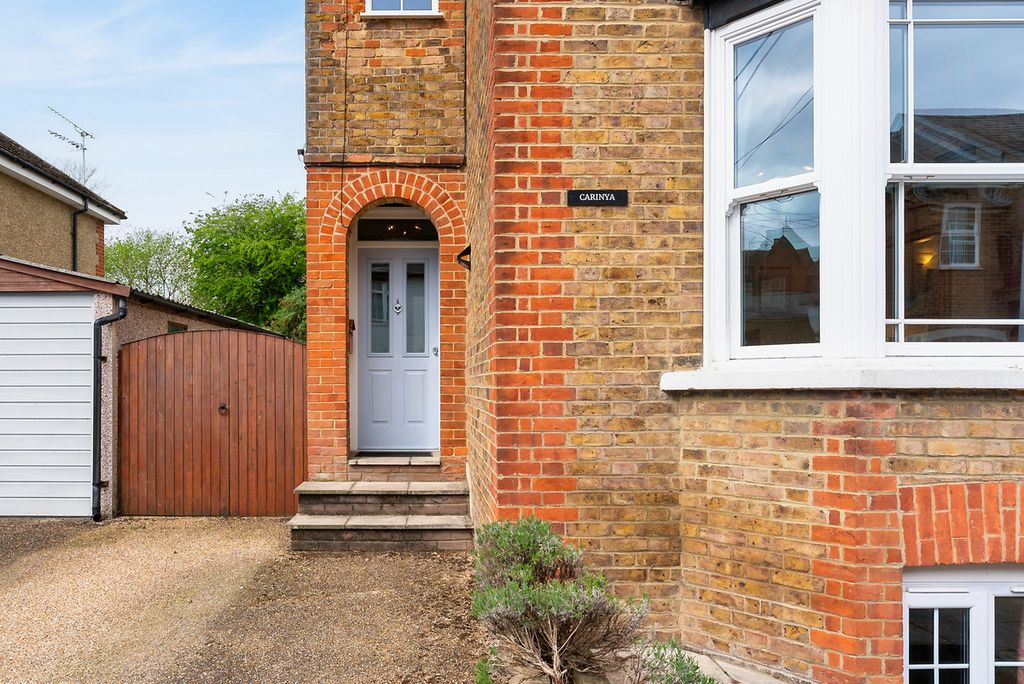 Property photo 3 of 24