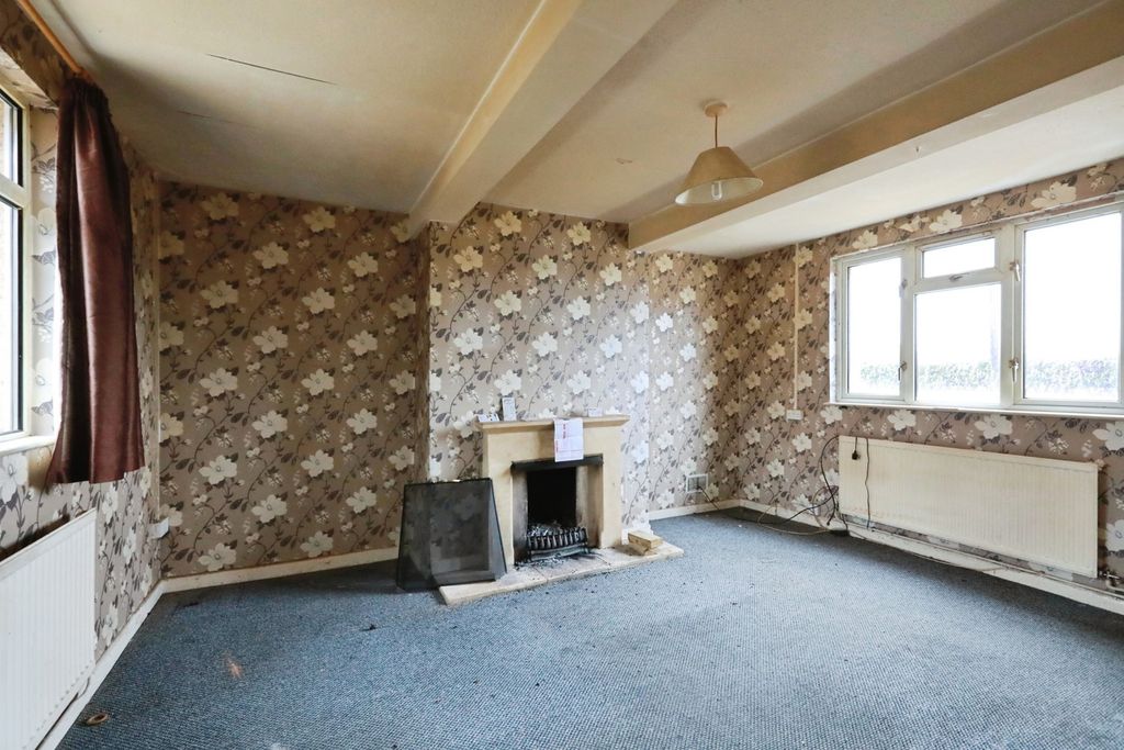 Property photo 3 of 22 Pbox-Img.Jpg
