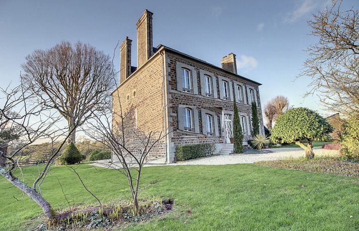 Property photo 1 of 21
