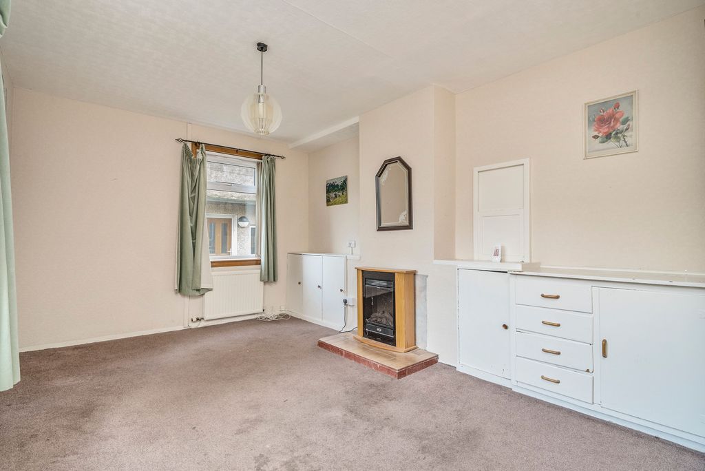 Property photo 3 of 28 Property Image 3