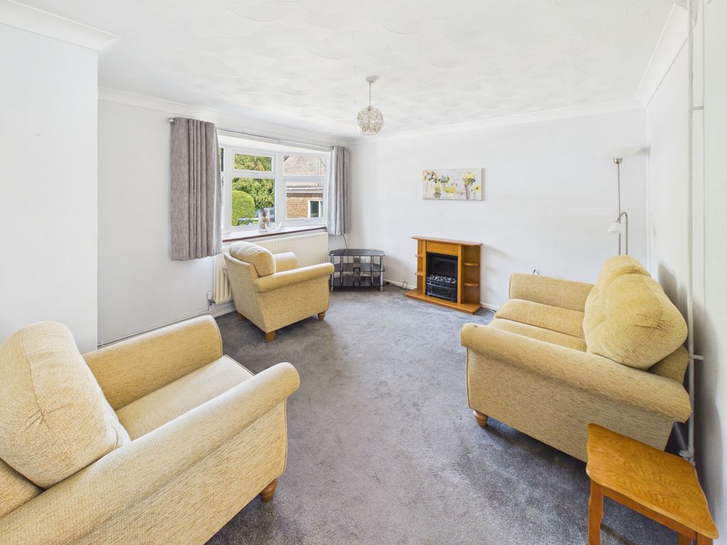 Property photo 2 of 7 Gallery