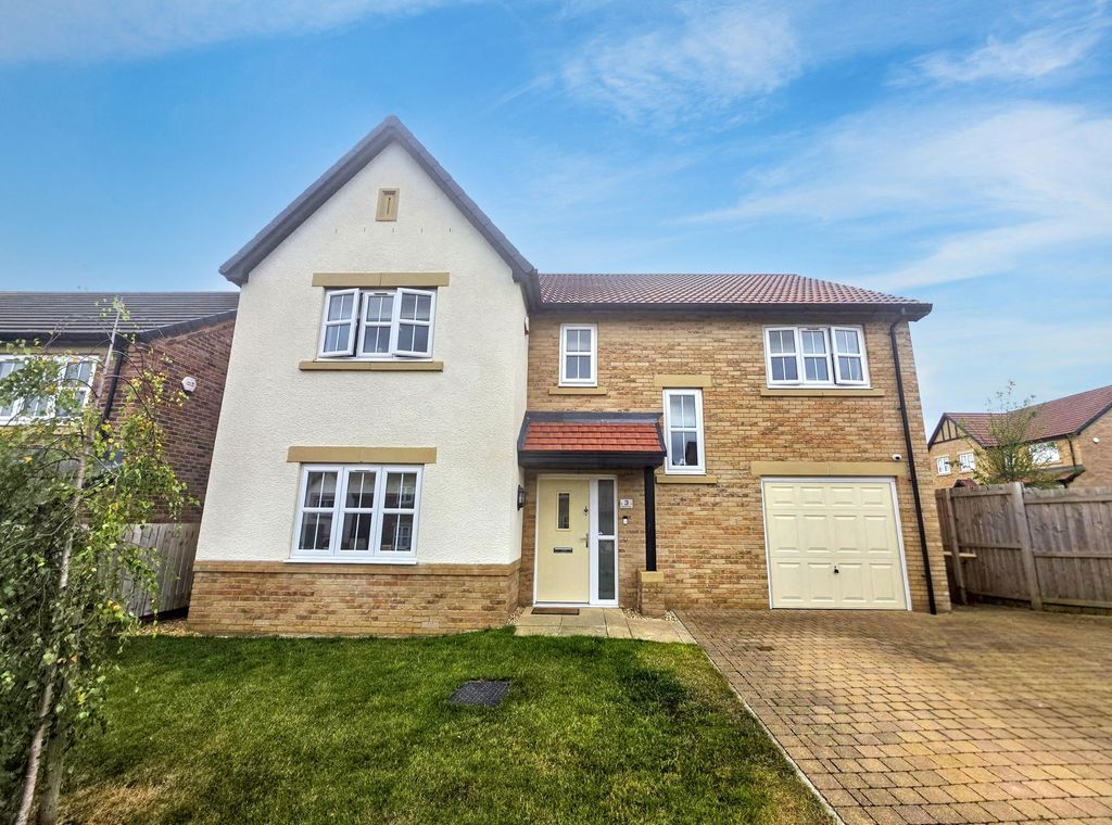 Property photo 1 of 35