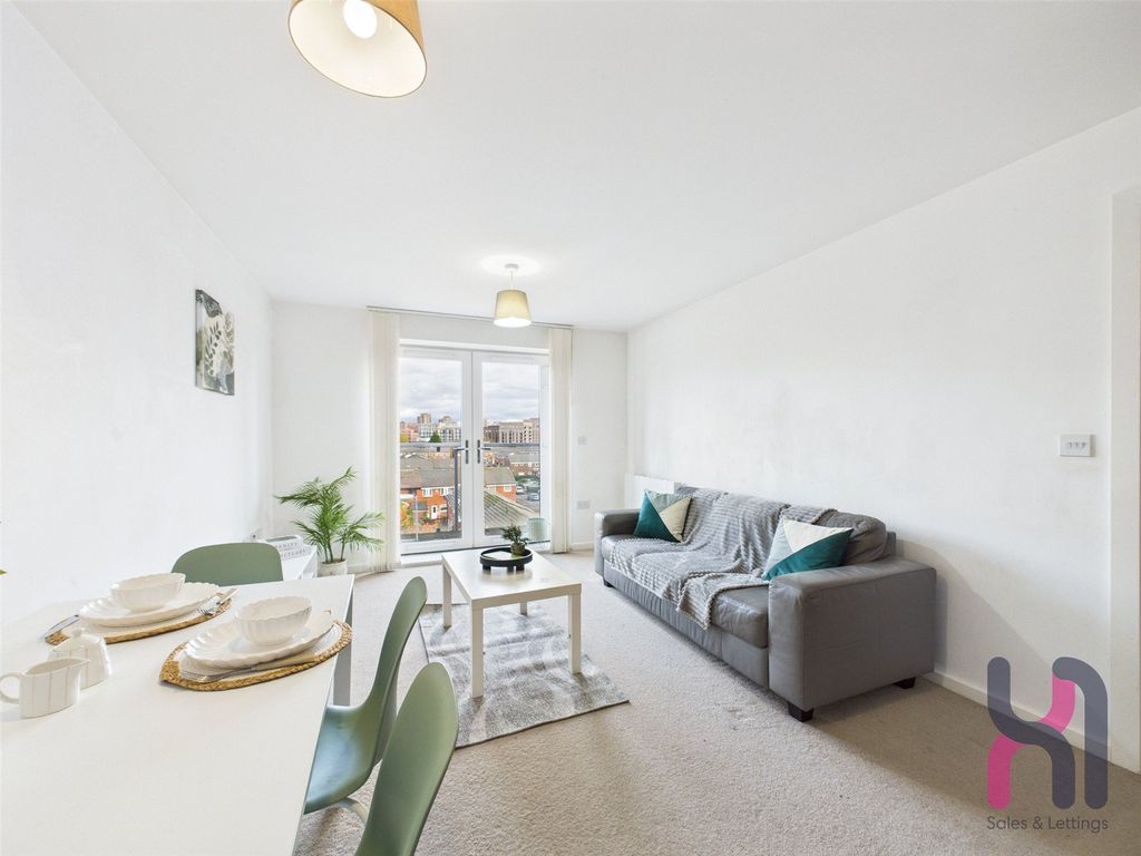 Property photo 3 of 14 Picture No. 20