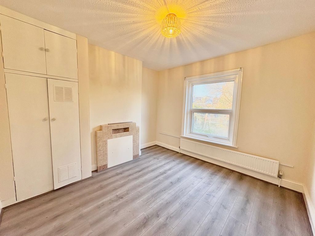 Property photo 2 of 3 Photo-2025-12-24-10-24-56