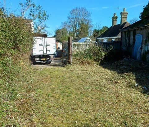 Property photo 3 of 9