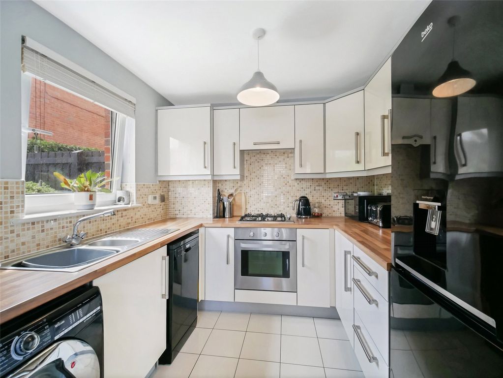 Property photo 3 of 20 Picture No. 08