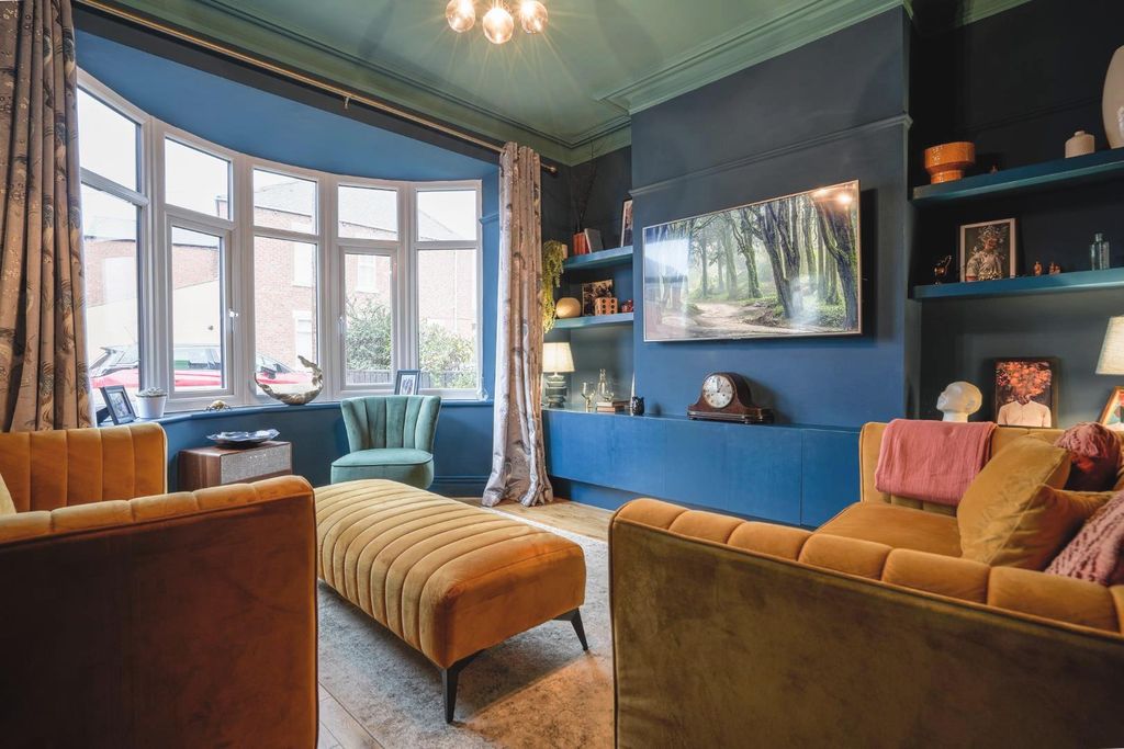 Property photo 2 of 9 Living Room