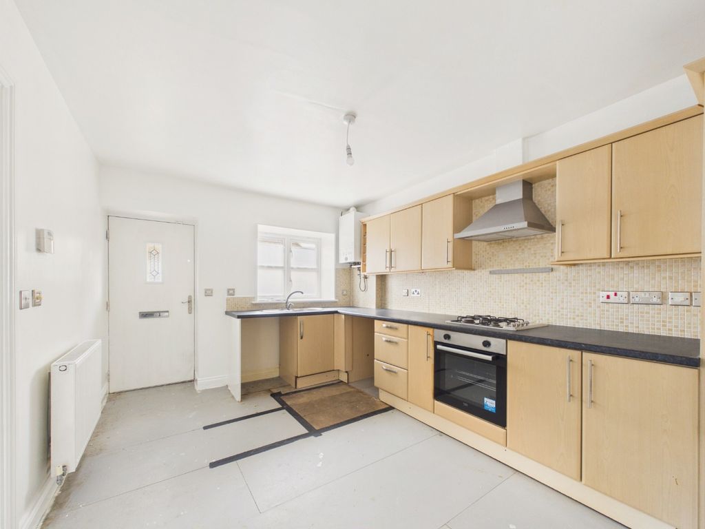 Property photo 3 of 12 5392365