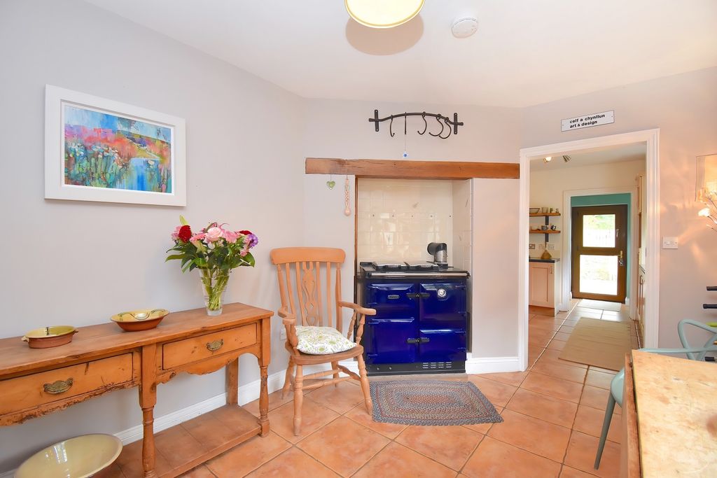 Property photo 3 of 29 Dining Room