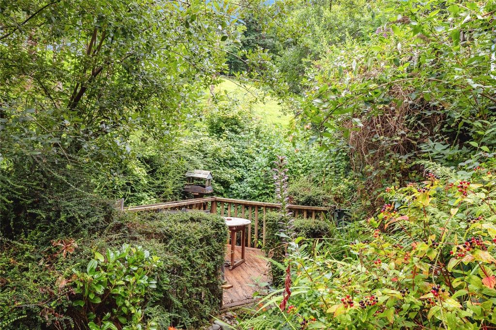 Property photo 2 of 20 Decking Area