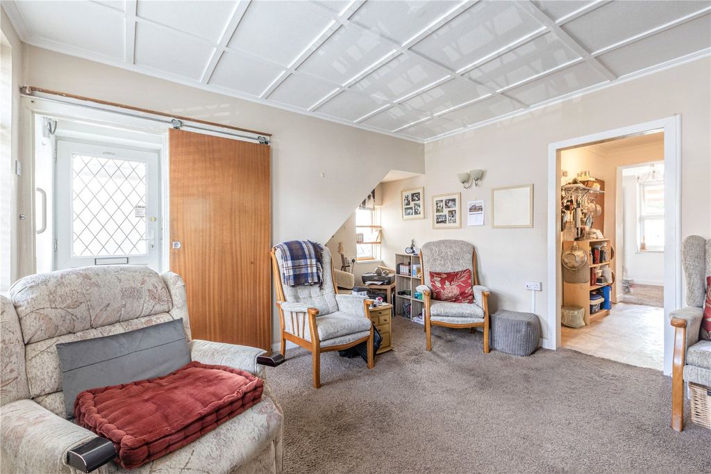 Property photo 3 of 20 Reception