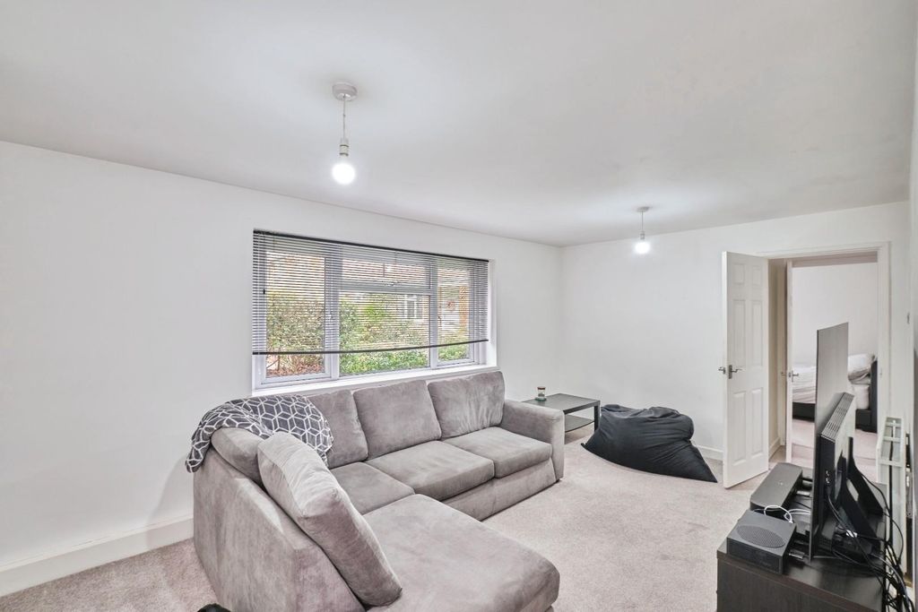 Property photo 3 of 17 Dscf9374.Jpg