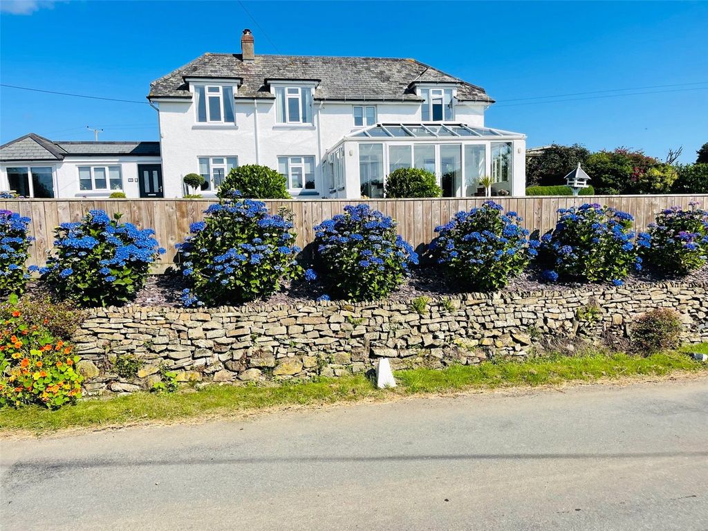 Property photo 1 of 33 Picture No. 37