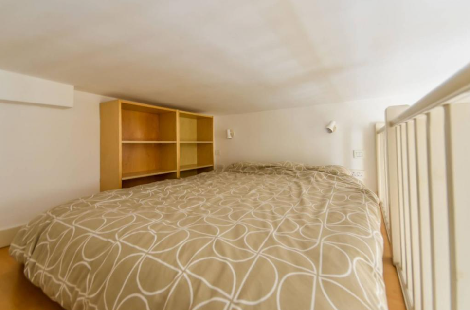 Property photo 3 of 6 Gallery