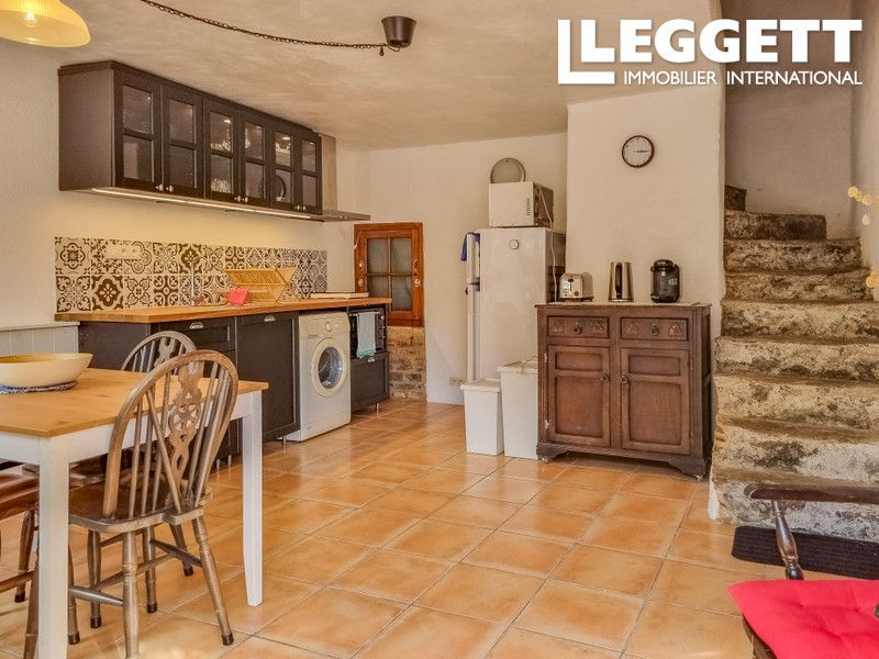 Property photo 3 of 10