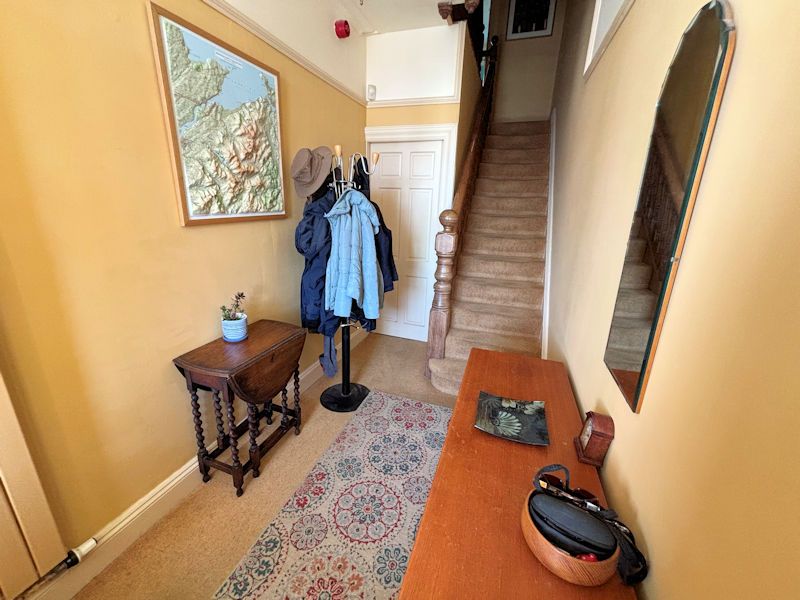 Property photo 3 of 40
