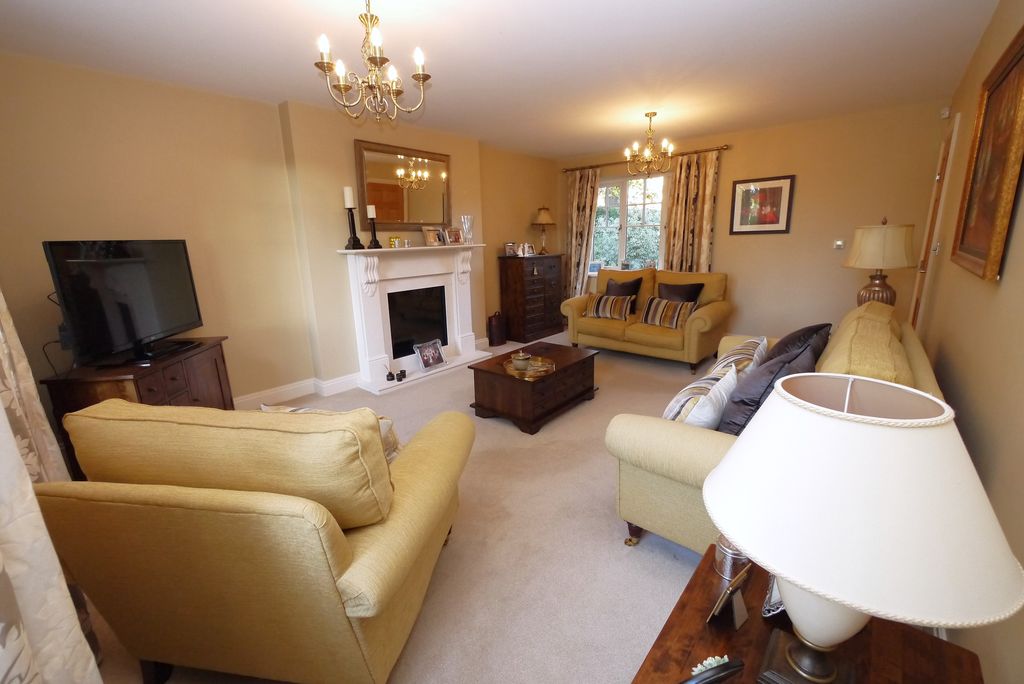 Additional image 7 of 4 bed detached house for saleBawtry Road, Bessacarr, Doncaster DN4