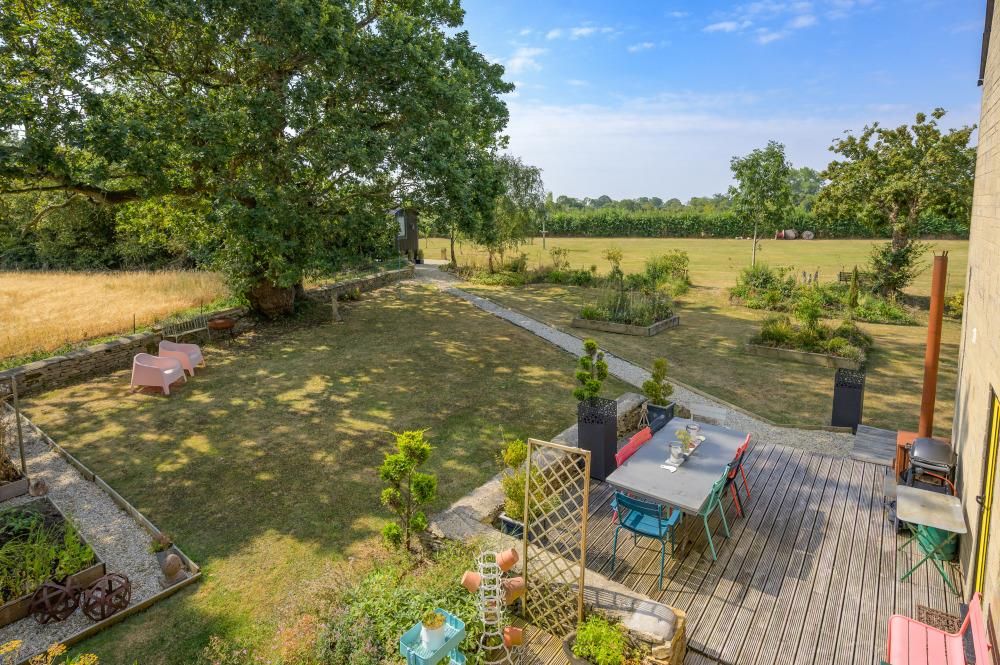 Property photo 2 of 31 Image