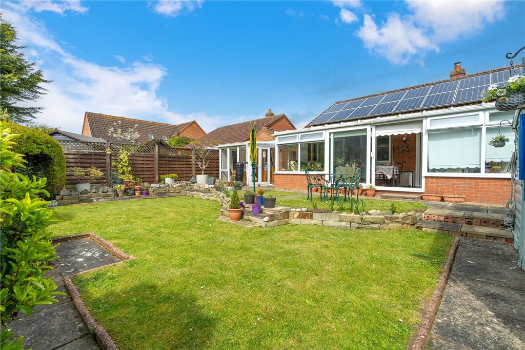 Property photo 2 of 16 Picture No. 05