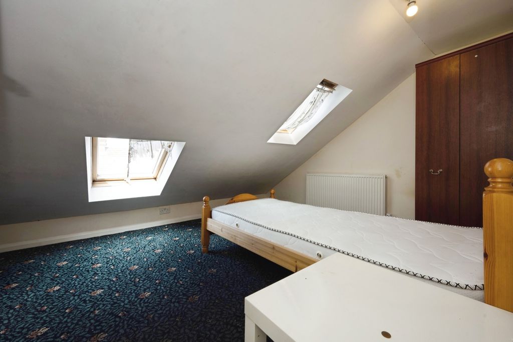Property photo 3 of 16 Pbox-Img.Jpg