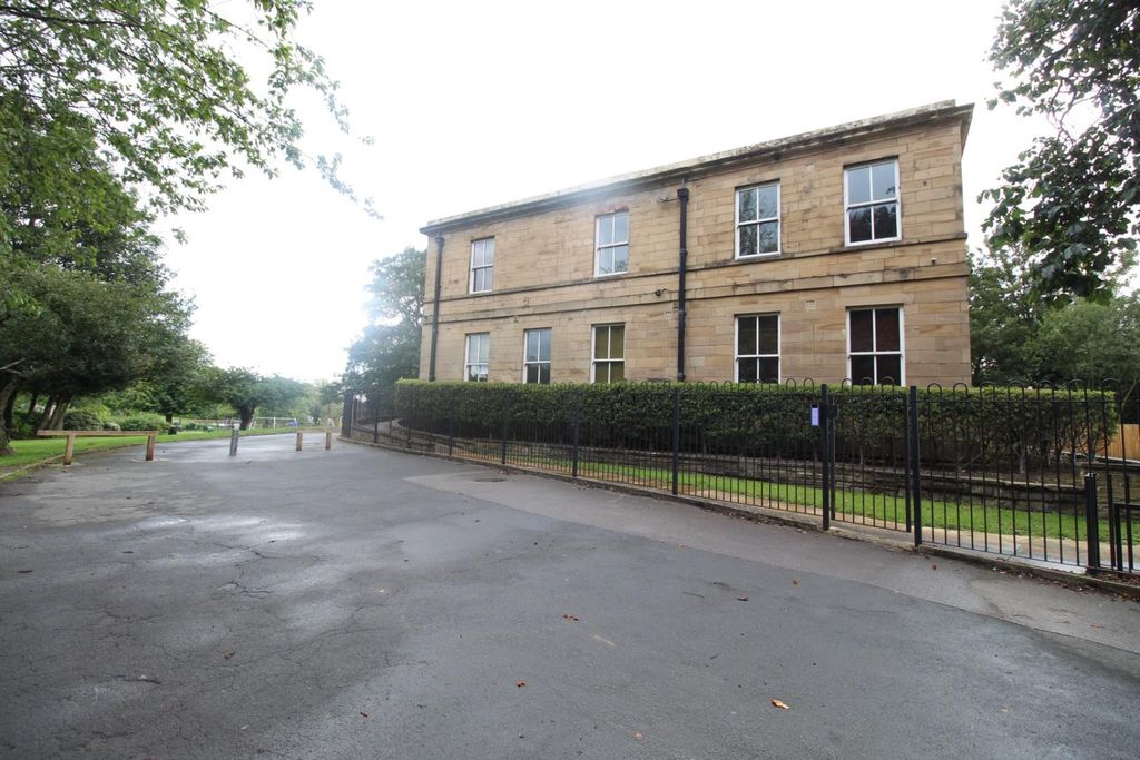 Property photo 2 of 9 Img_0042.Jpg