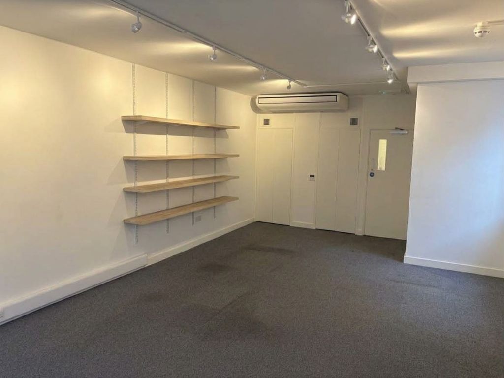 Property photo 2 of 3