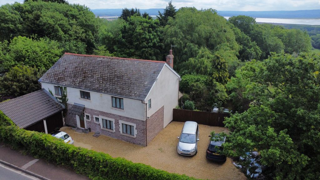 Property photo 1 of 31