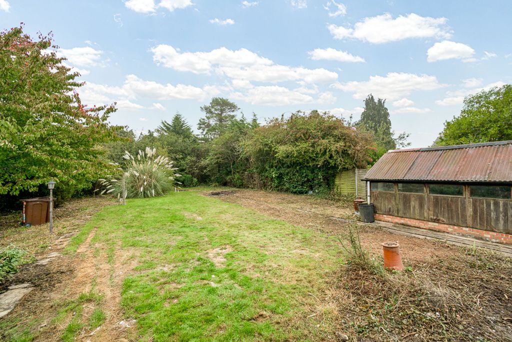 Property photo 2 of 24