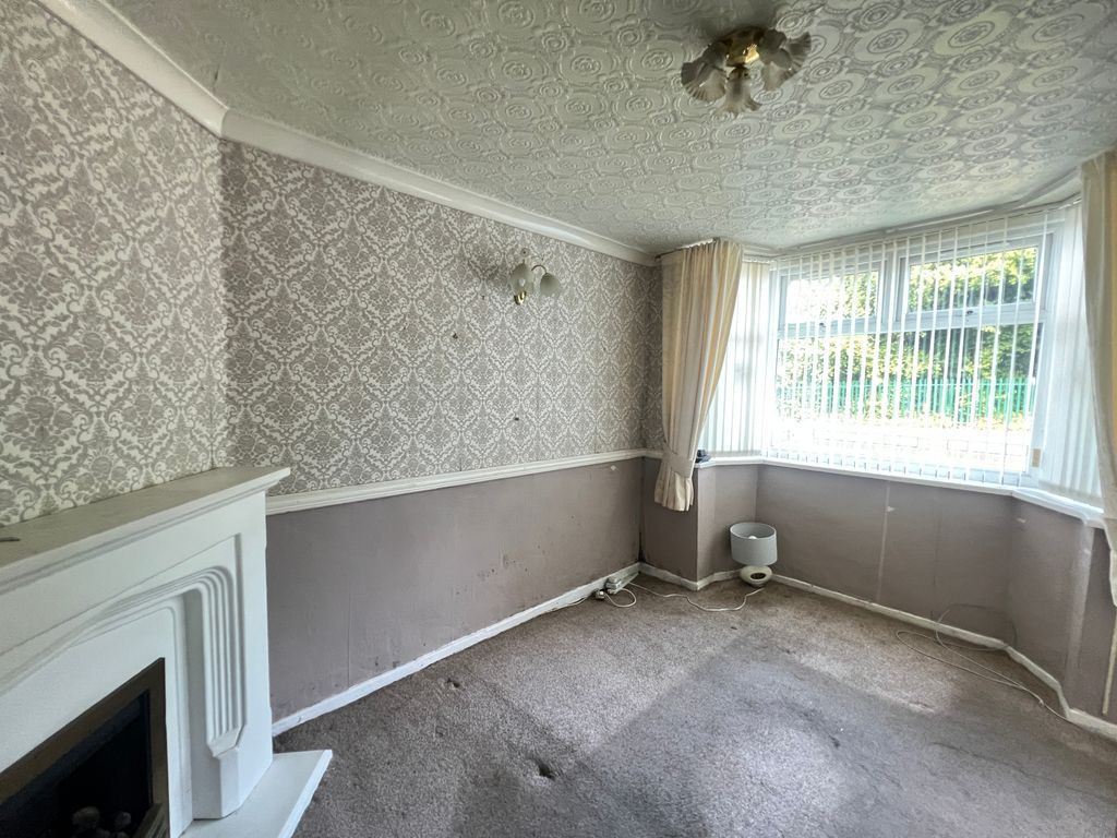 Property photo 3 of 23