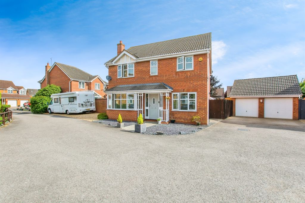 Property photo 1 of 16