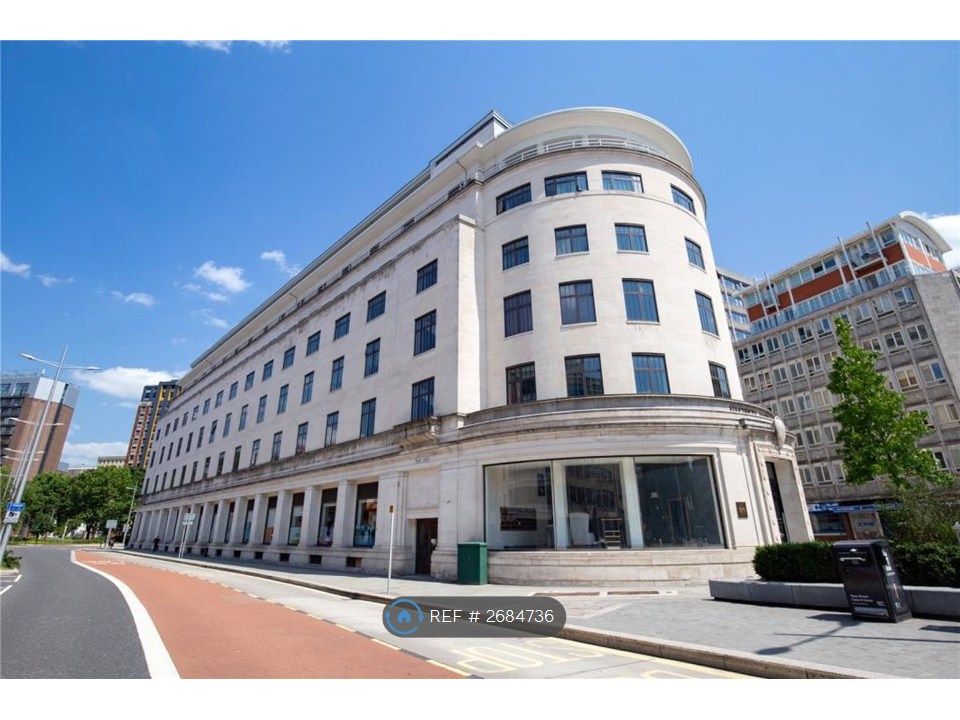 Property photo 1 of 11 Outside