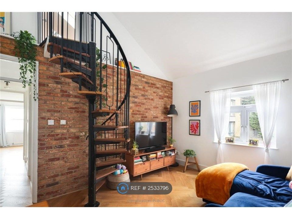 Property photo 1 of 28
