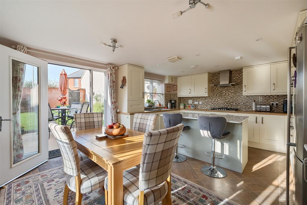 Property photo 3 of 15 1037063 (4).Jpg