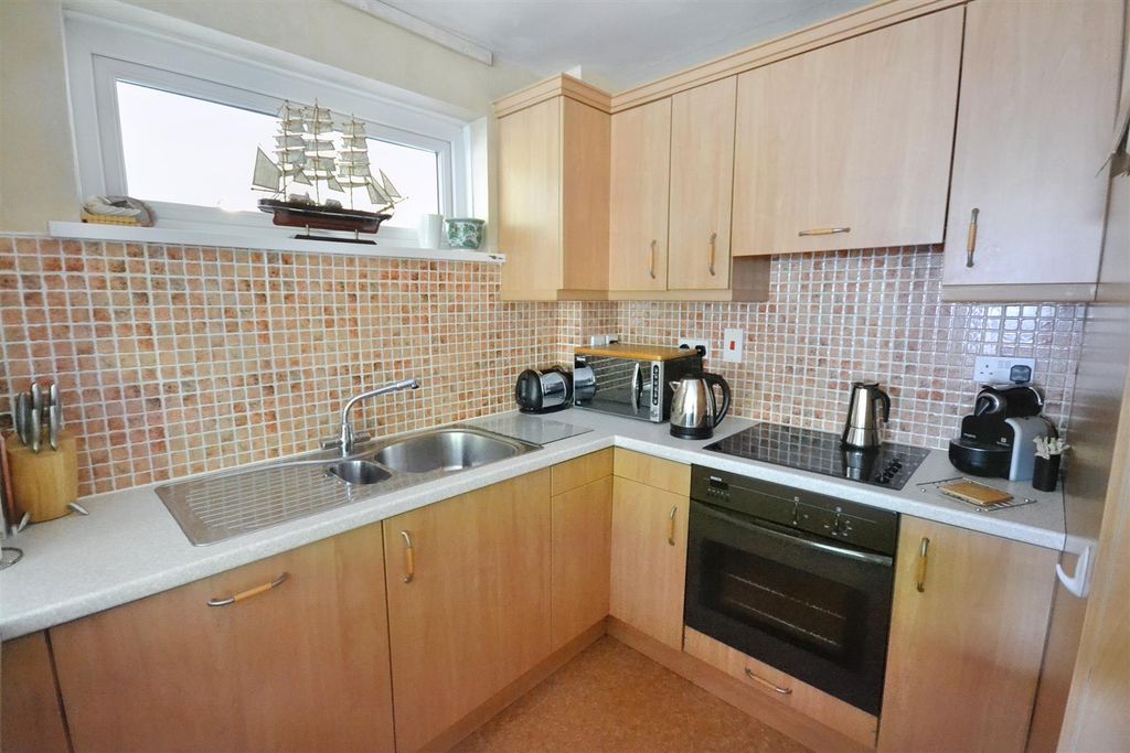 Additional image 9 of 2 bed flat for saleHaven Court, Little Haven, Haverfordwest SA62