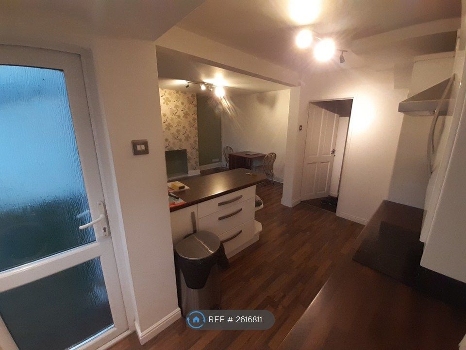Property photo 3 of 12 Kitchen/Diner