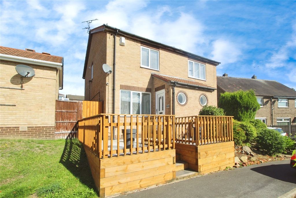Property photo 1 of 9 Front