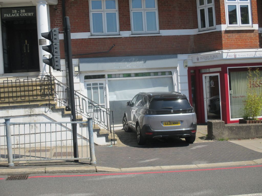 Property photo 1 of 2
