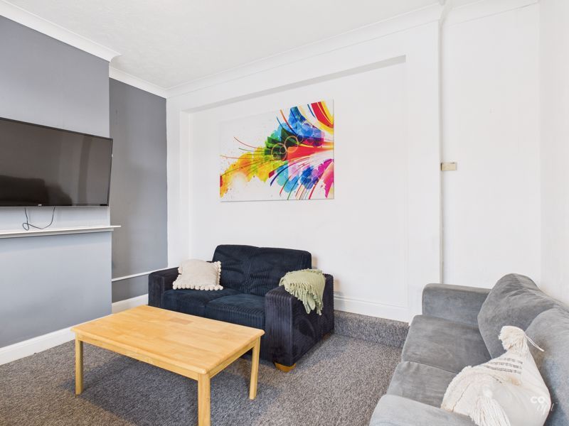 Property photo 2 of 9 Photo 17