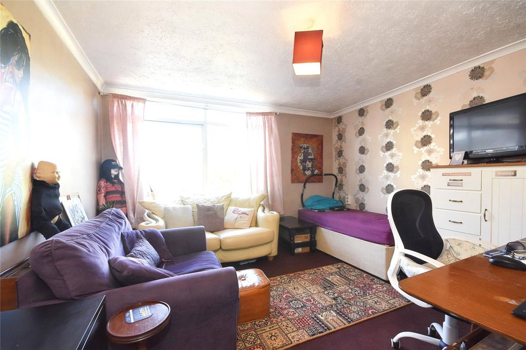 Property photo 3 of 9 Picture No. 08