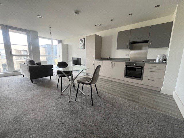 Property photo 1 of 7 Dining