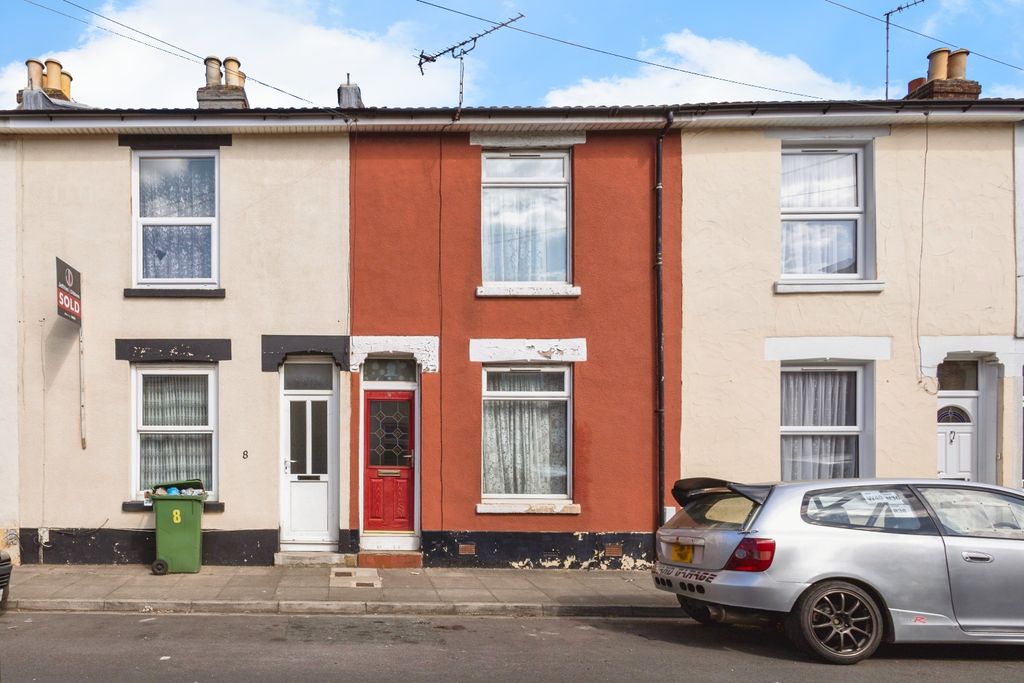Property photo 1 of 13