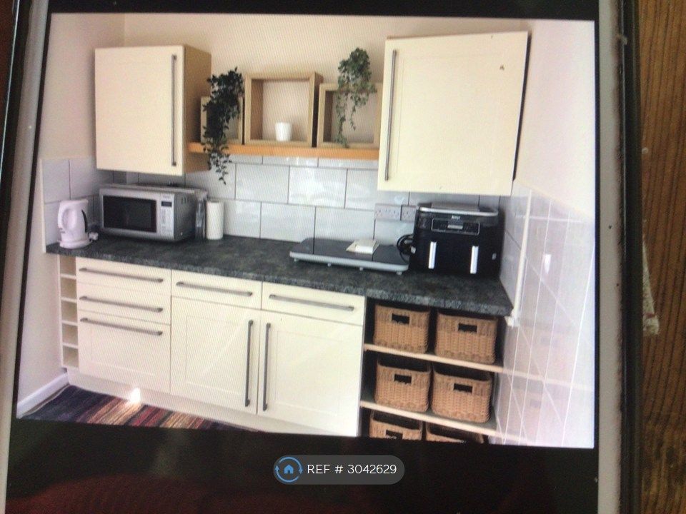 Property photo 1 of 3