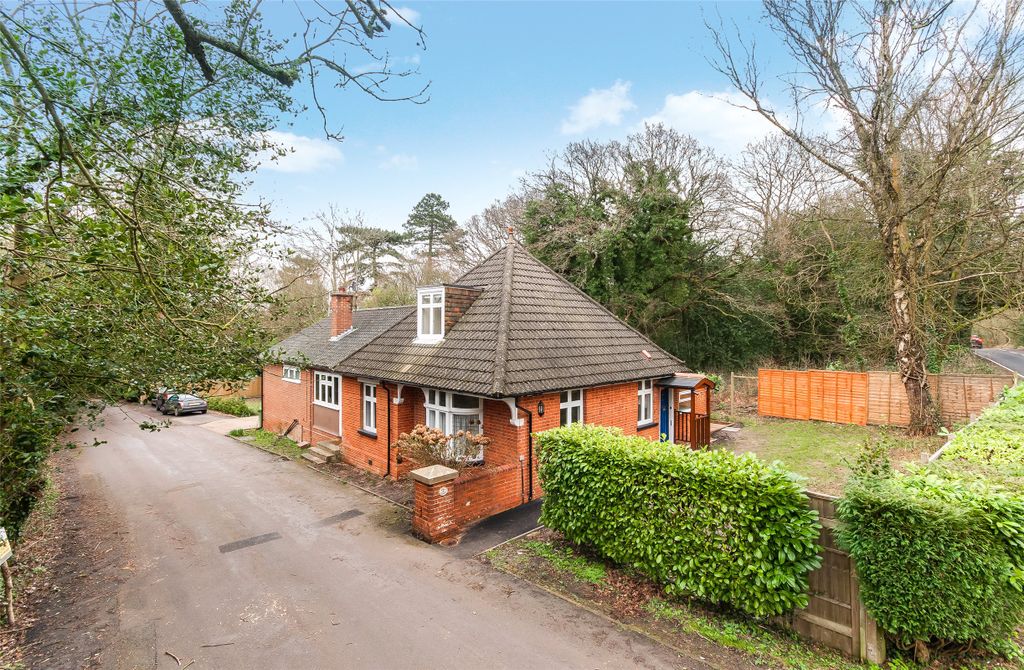 Property photo 1 of 9 Picture No. 14