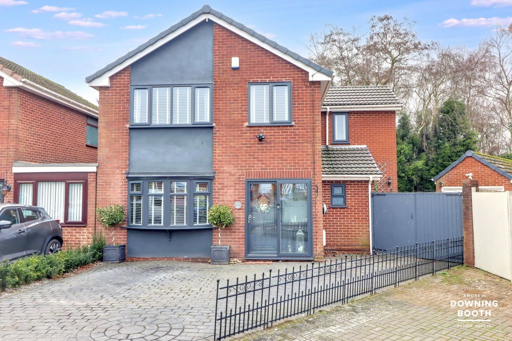 Property photo 1 of 24