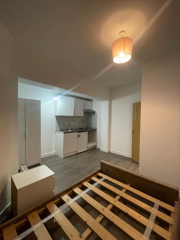 Property photo 1 of 3