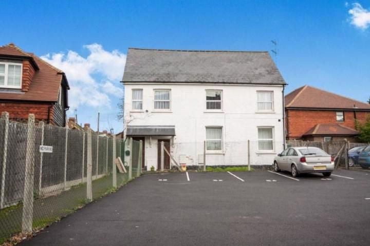 Property photo 1 of 10