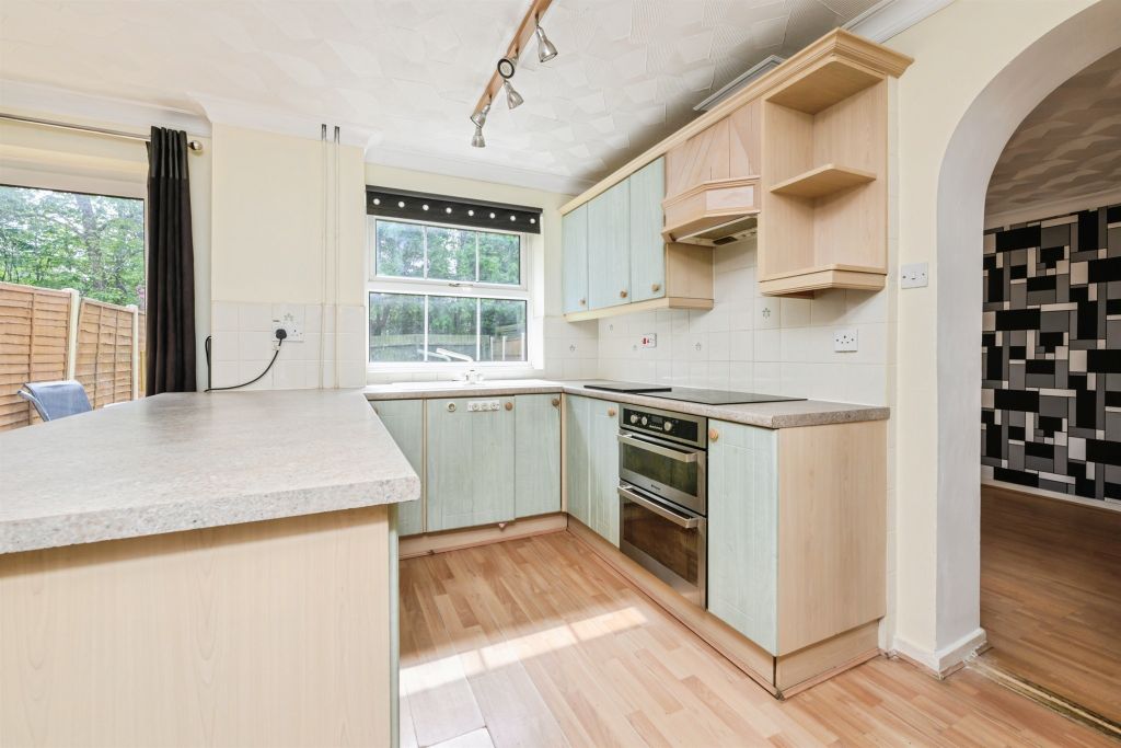 Property photo 2 of 16