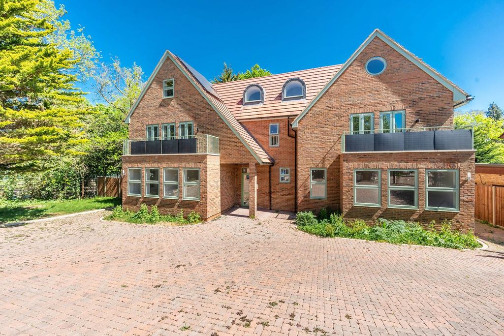 Additional image 8 of 2 bed flat for saleWest End Lane, Pinner HA5