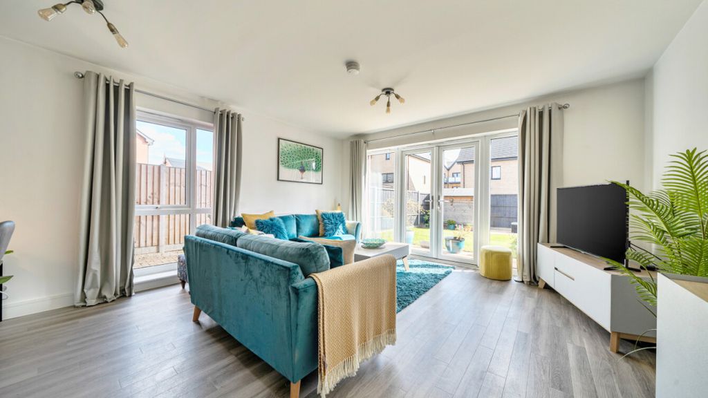 Property photo 3 of 22