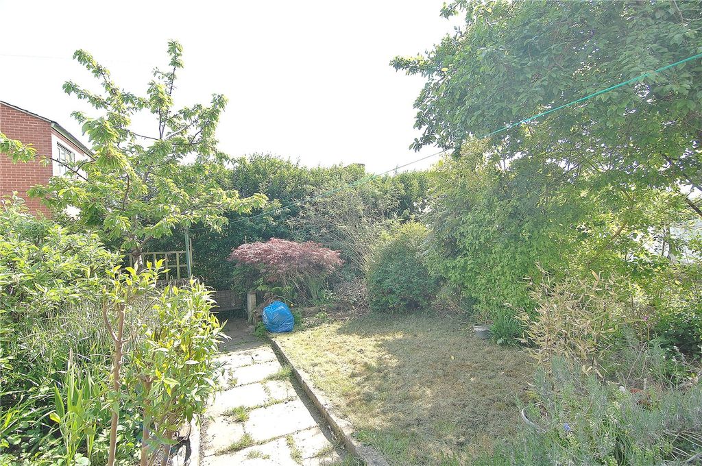 Property photo 2 of 12 Picture No. 23